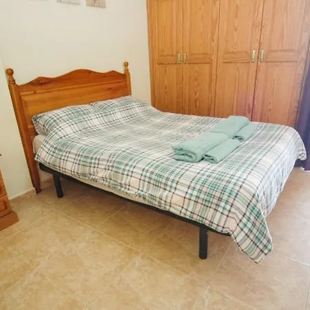 别墅 Casa Jordania - 4 Bedroom - Great Gated Pool Area - Perfect For Families With Young Children