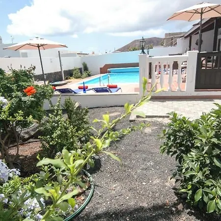 Casa Jordania - 4 Bedroom - Great Gated Pool Area - Perfect For Families With Young Children Vila *